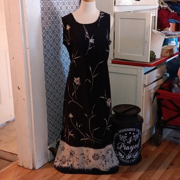 Vintage Dresses & Skirts - Vintage y2k 90s Kathie Lee large 12/14 maxi dress 👗